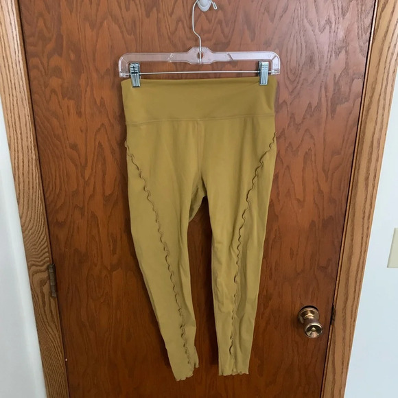 Free People Movement Hearts a Flutter Leggings - Picture 2 of 7